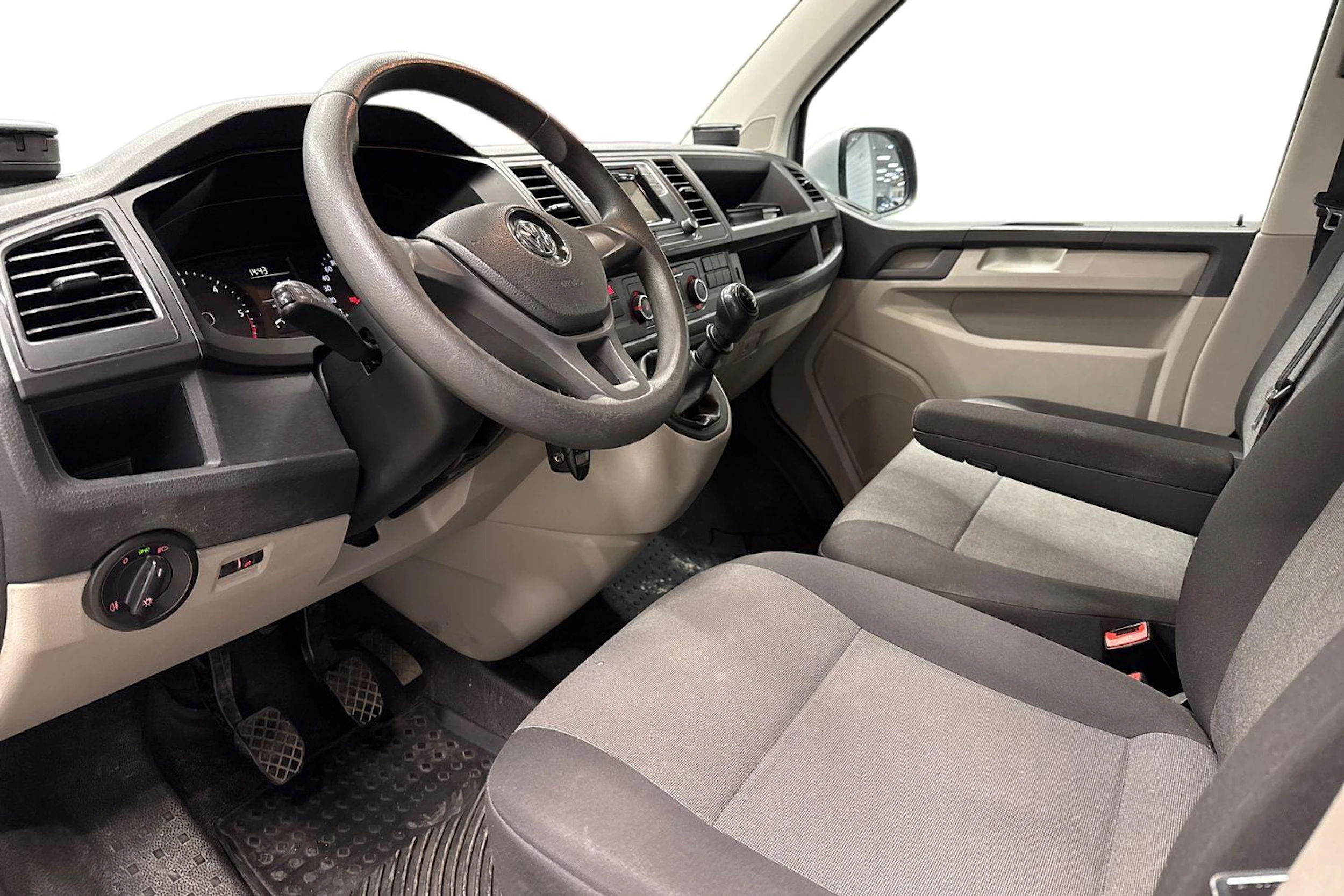 Hopea Volkswagen TRANSPORTER 2017 kuva 8.