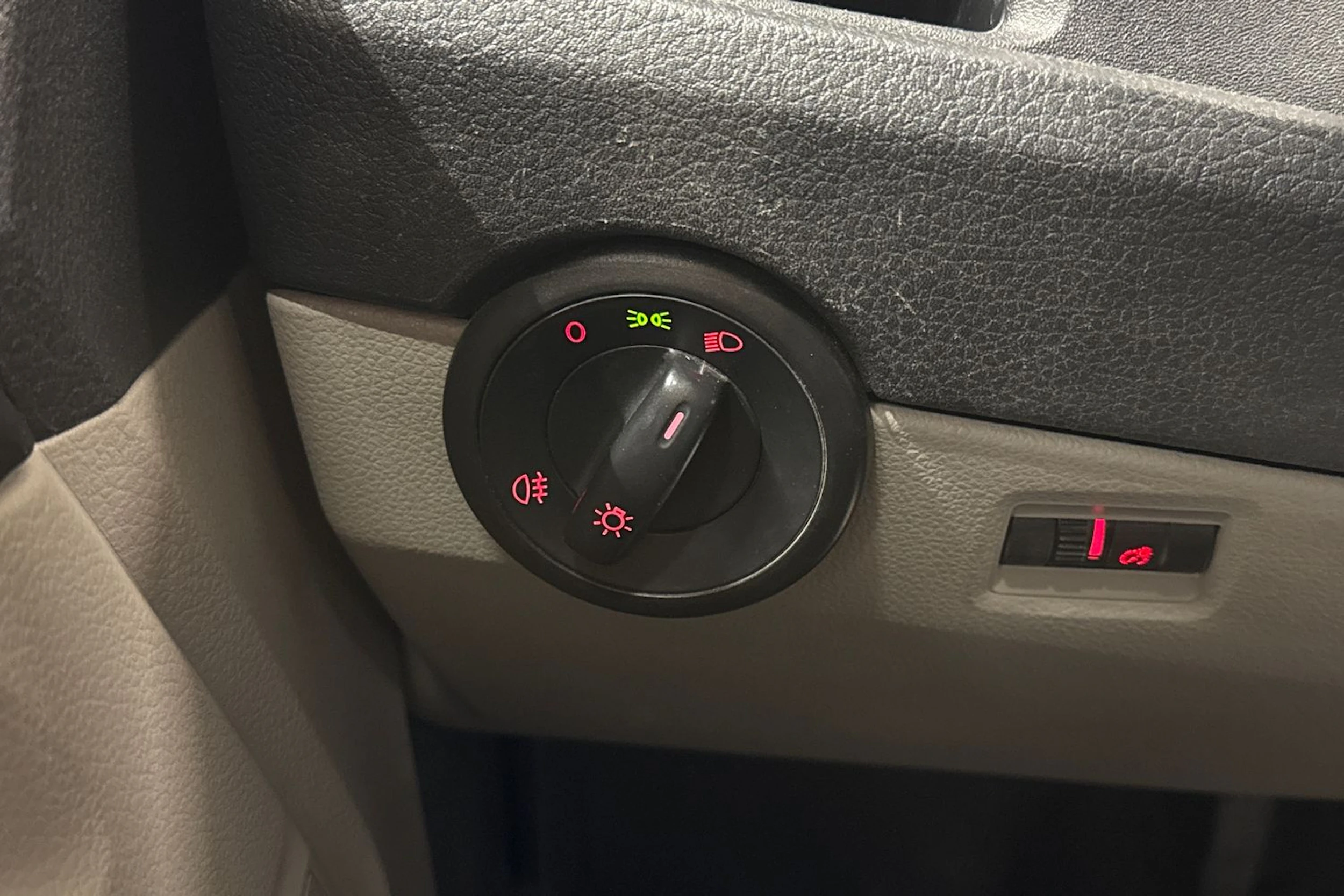 Hopea Volkswagen TRANSPORTER 2017 kuva 18.