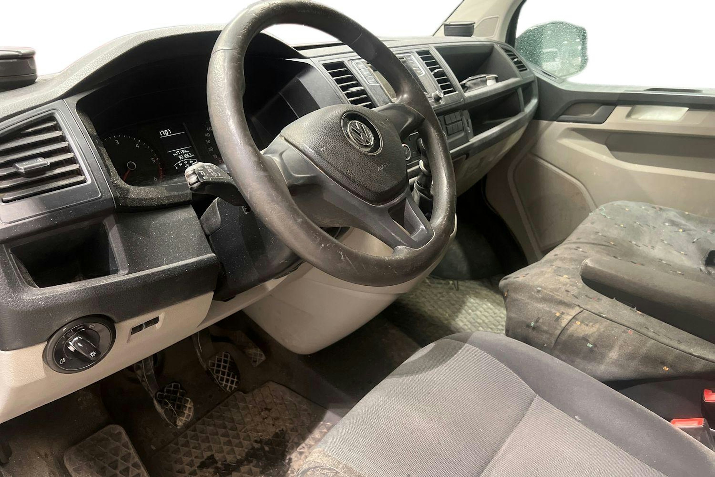 musta Volkswagen Transporter 2016 kuva 3.