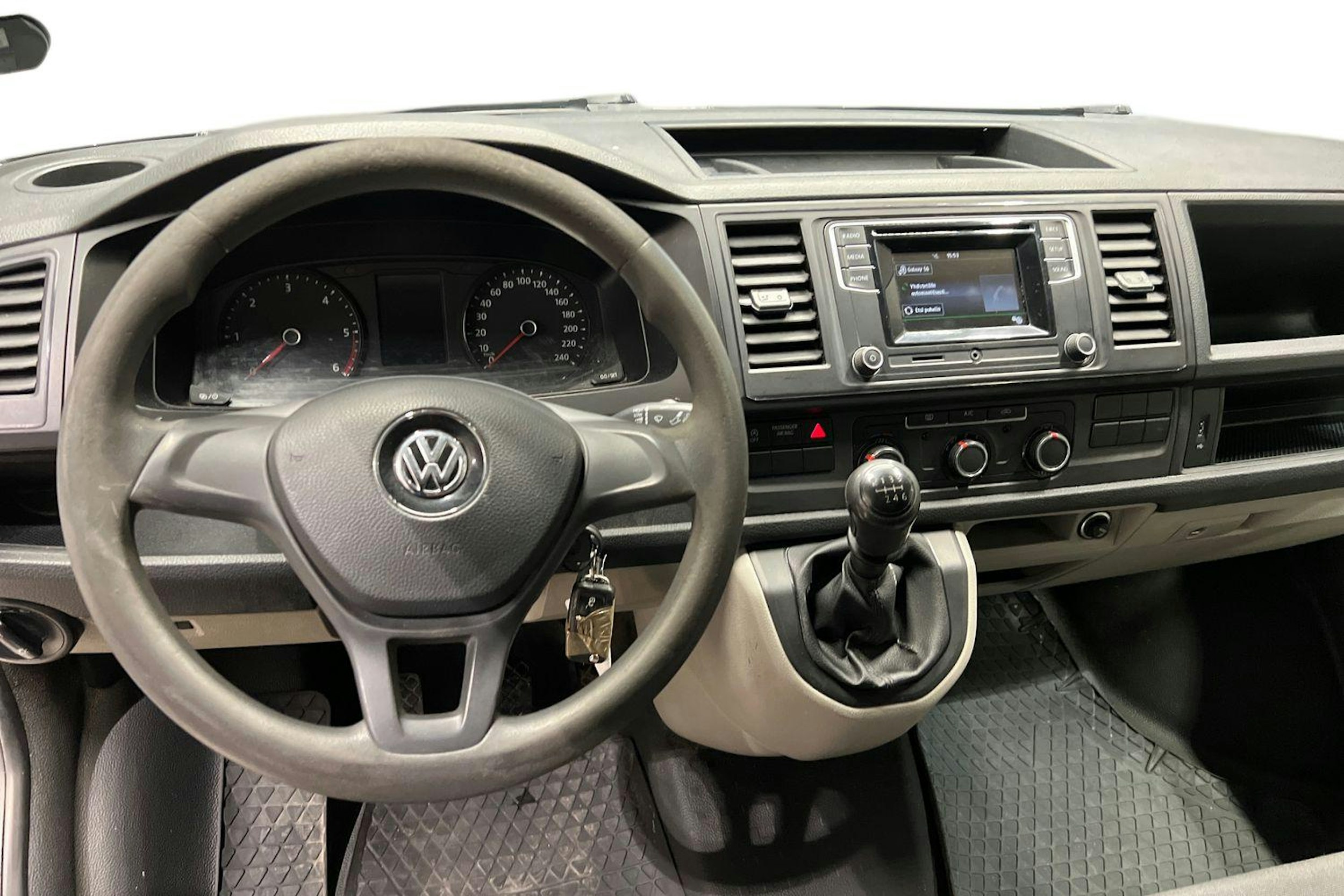 musta Volkswagen Transporter 2016 kuva 9.