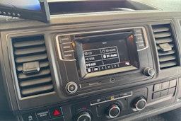 Valkoinen Volkswagen TRANSPORTER 2016 kuva 16.