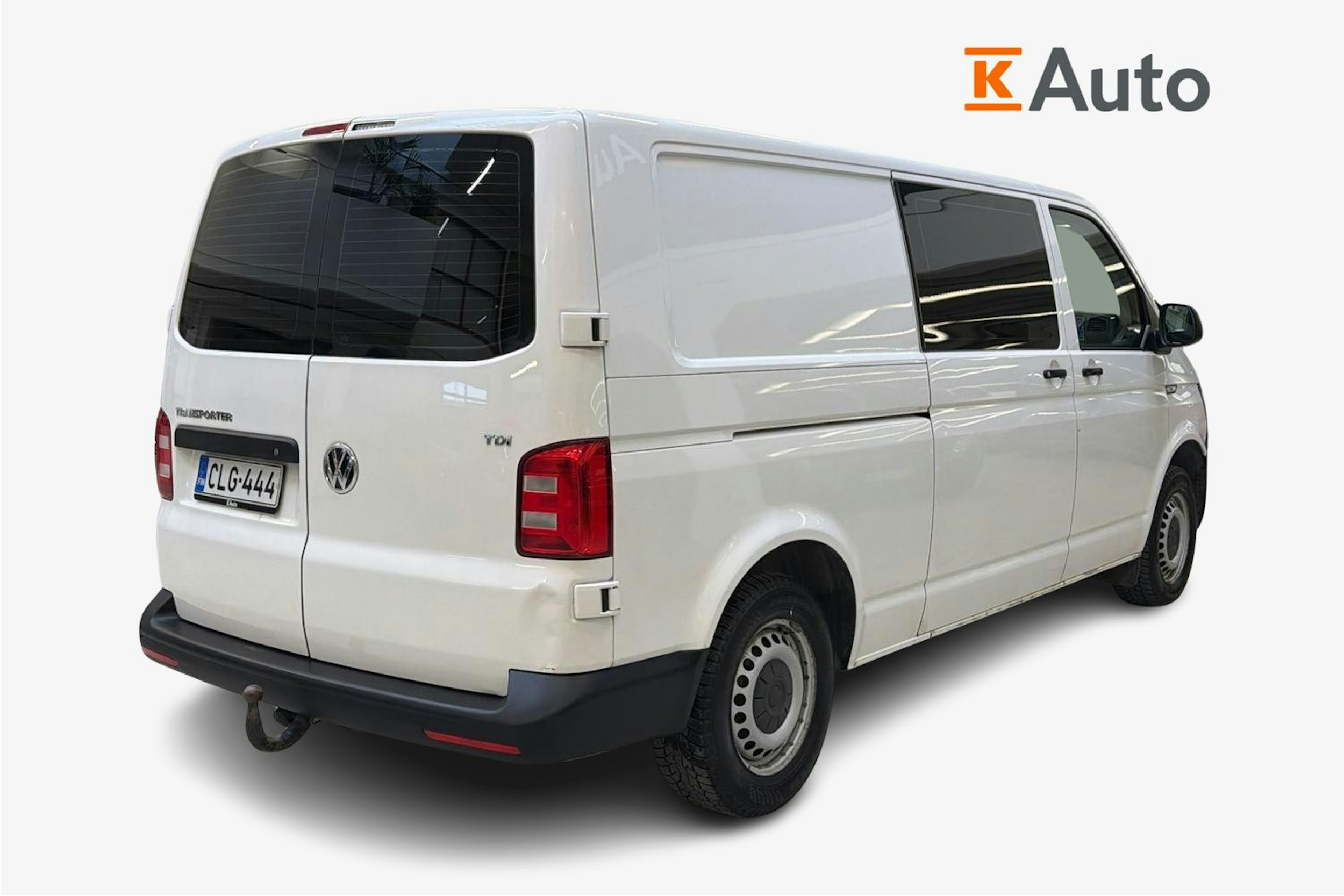 valkoinen Volkswagen Transporter 2017 kuva 3.