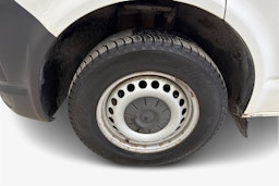 valkoinen Volkswagen Transporter 2017 kuva 12.