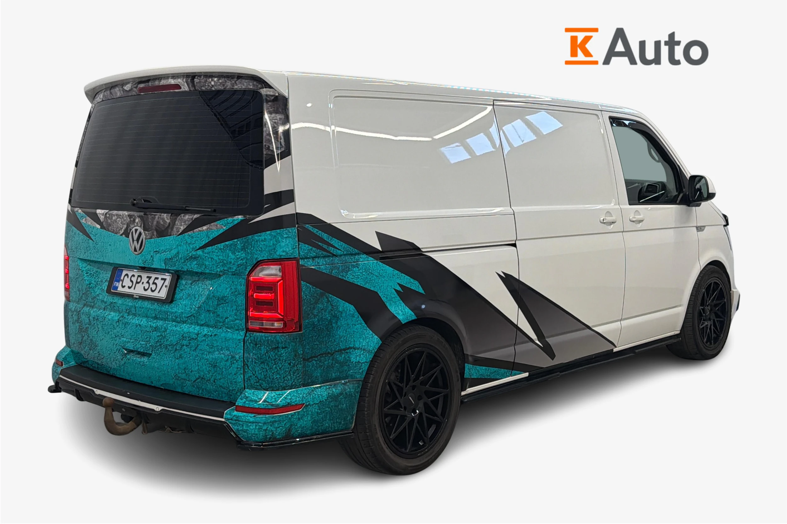 valkoinen Volkswagen Transporter 2016 kuva 2.