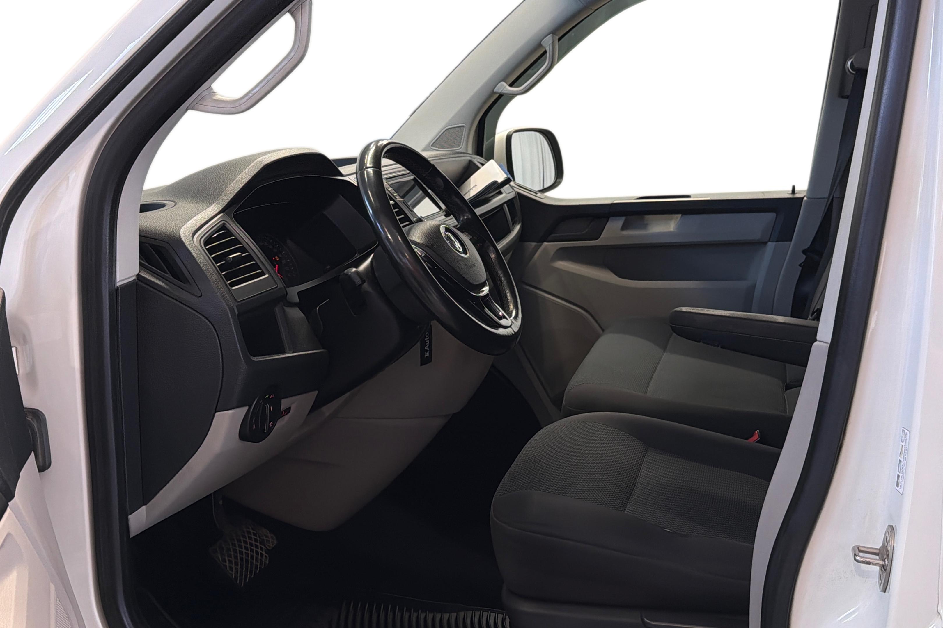 Volkswagen Transporter 2016, photo 7/27