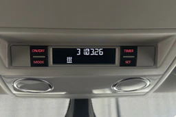 harmaa Volkswagen Transporter 2016 kuva 16.