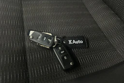 harmaa Volkswagen Transporter 2016 kuva 20.