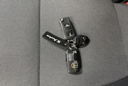 valkoinen Volkswagen Transporter 2016 kuva 23.