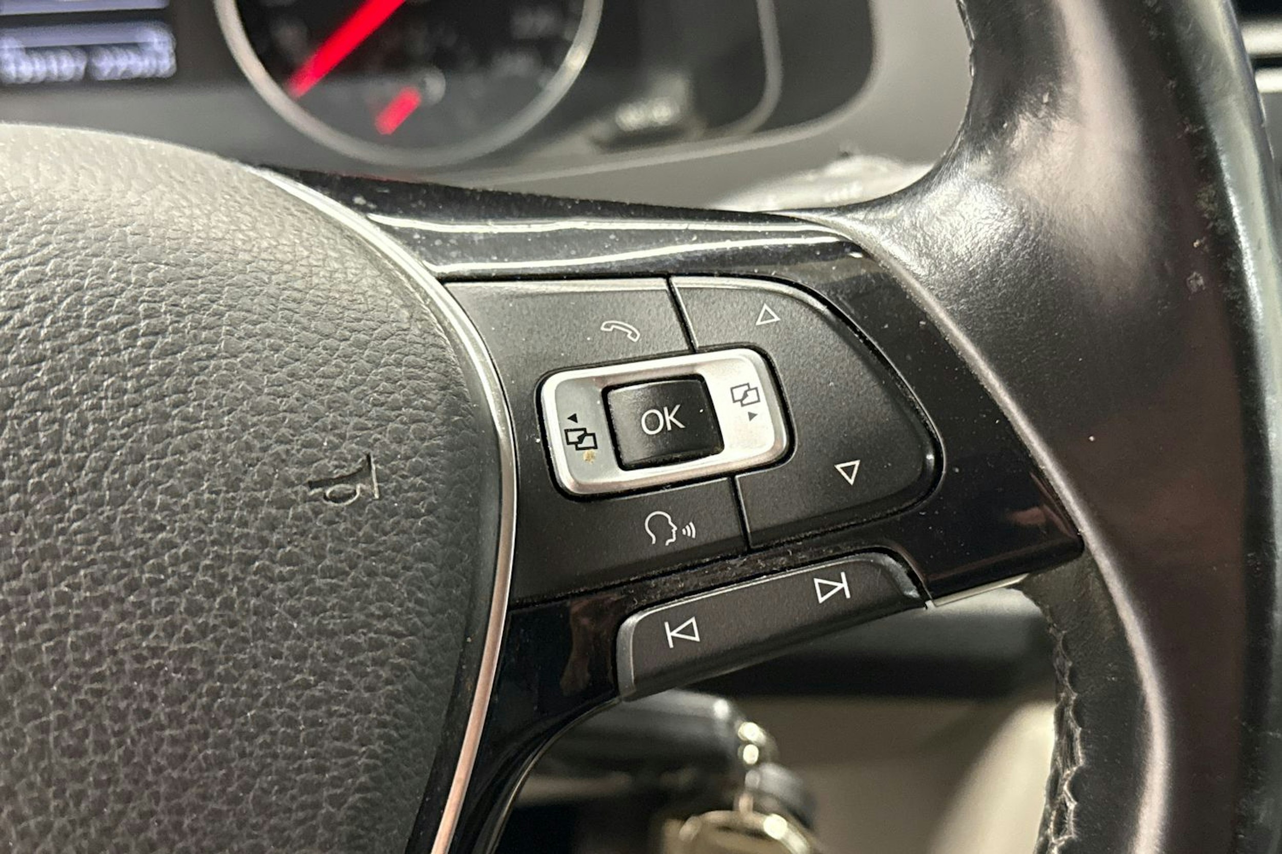 Musta Volkswagen TRANSPORTER 2016 kuva 16.