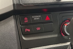 Musta Volkswagen TRANSPORTER 2016 kuva 17.