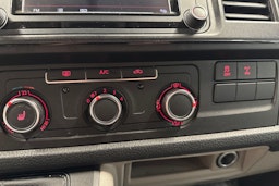 Musta Volkswagen TRANSPORTER 2016 kuva 18.