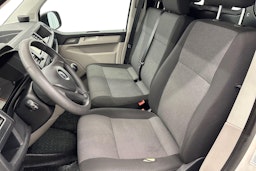 valkoinen Volkswagen Transporter 2017 kuva 8.