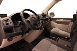 valkoinen Volkswagen Transporter 2017 kuva 6.