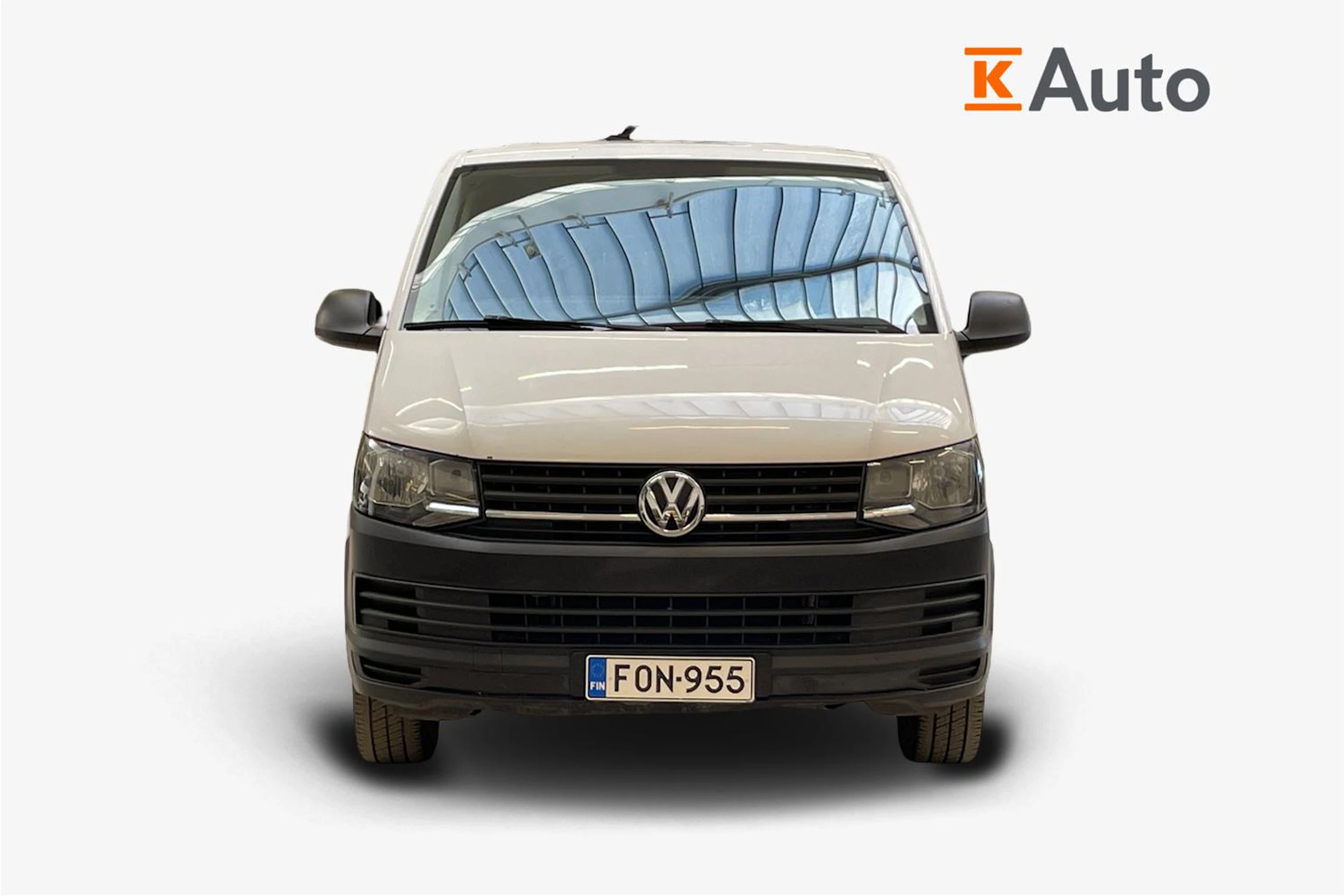valkoinen Volkswagen Transporter 2016 kuva 5.