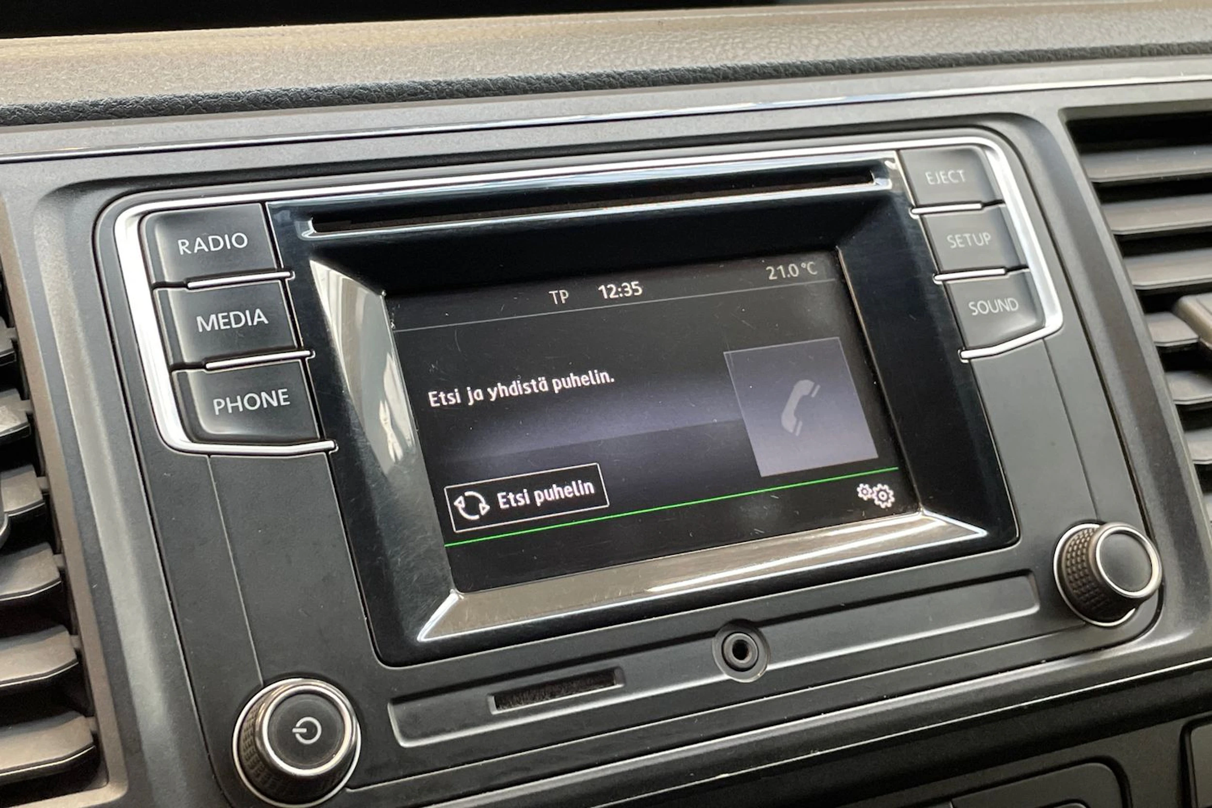 valkoinen Volkswagen Transporter 2016 kuva 24.