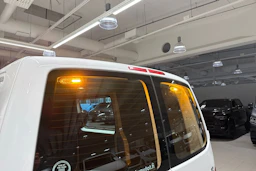 Valkoinen Volkswagen TRANSPORTER 2016 kuva 20.