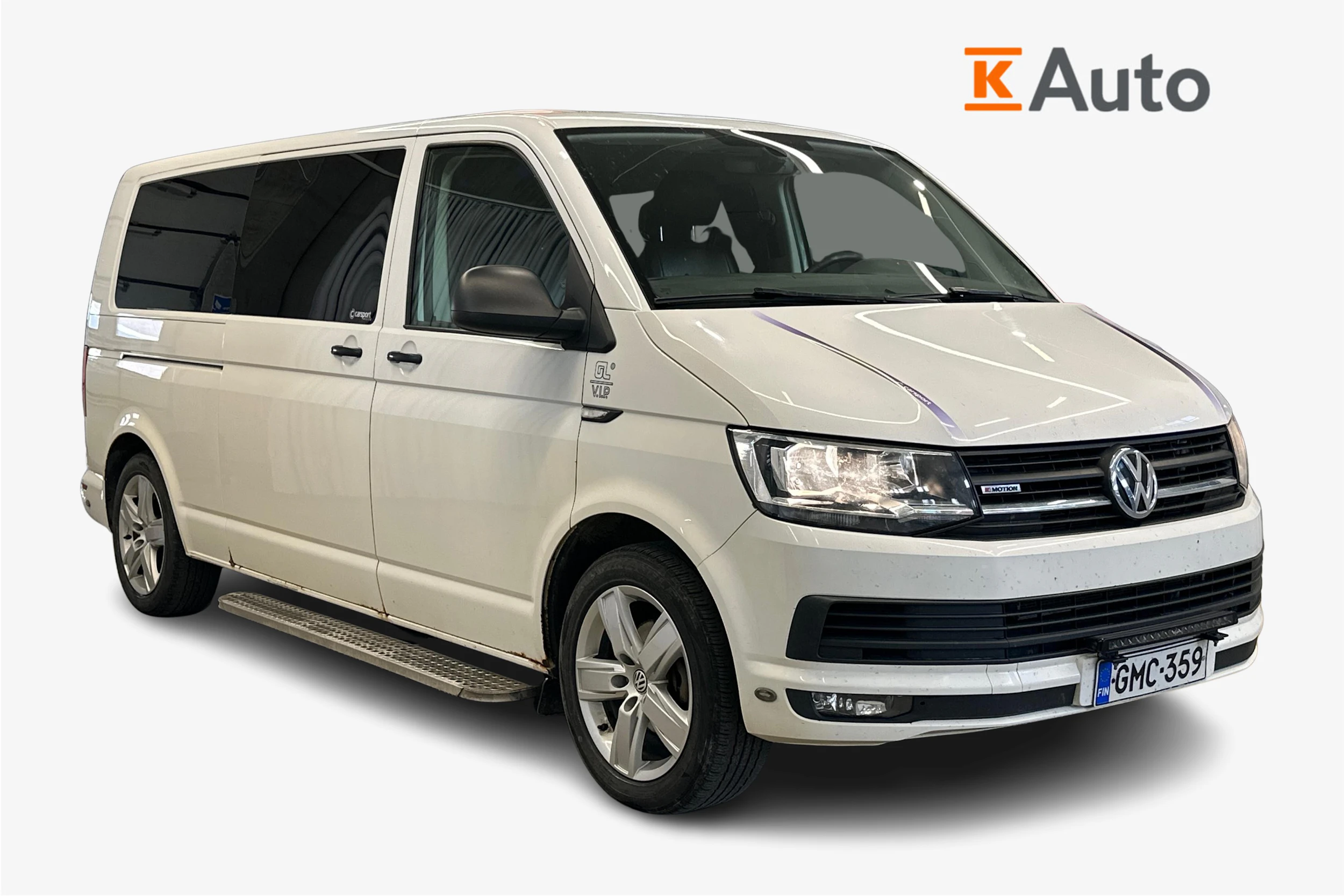 valkoinen Volkswagen Transporter 2016 kuva 1.