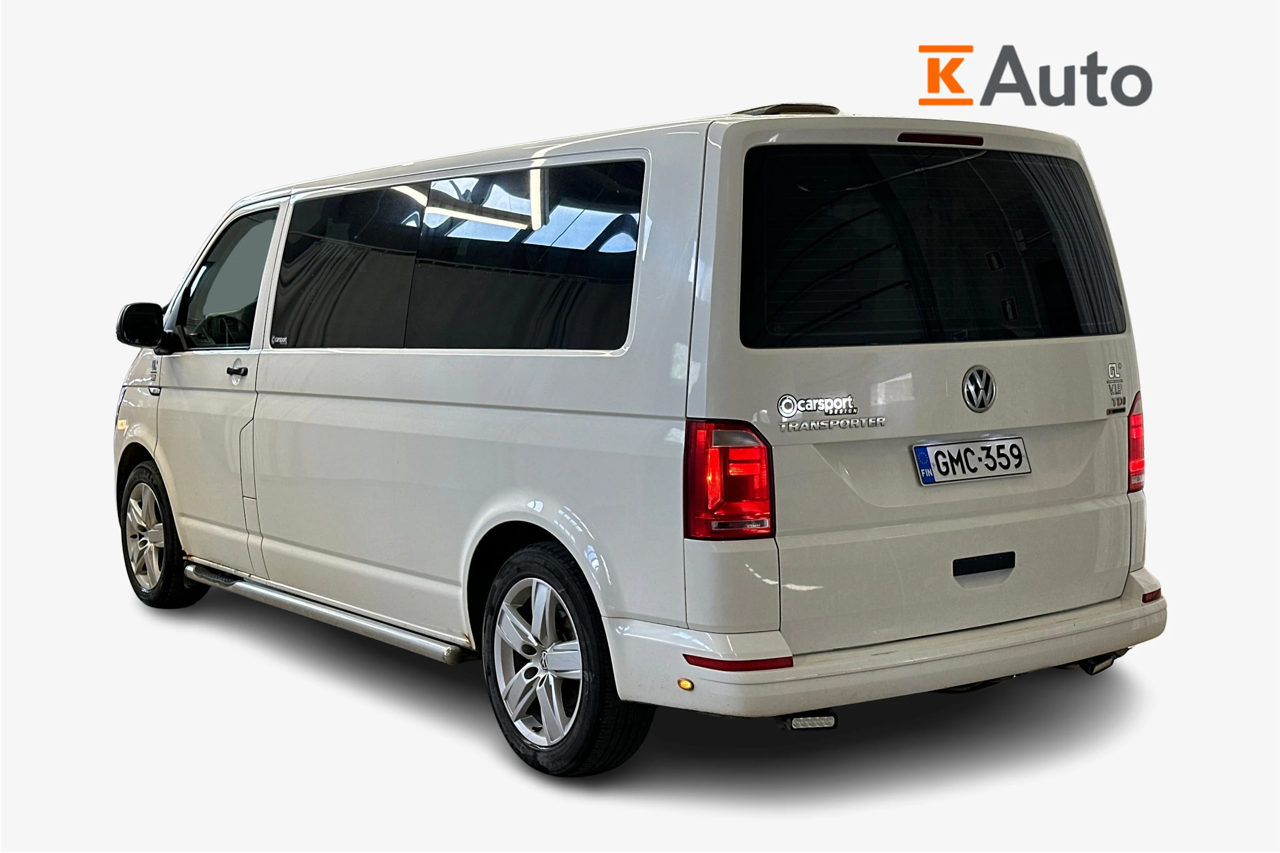 valkoinen Volkswagen Transporter 2016 kuva 2.