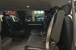 valkoinen Volkswagen Transporter 2016 kuva 8.