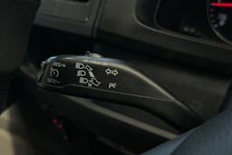 valkoinen Volkswagen Transporter 2016 kuva 11.