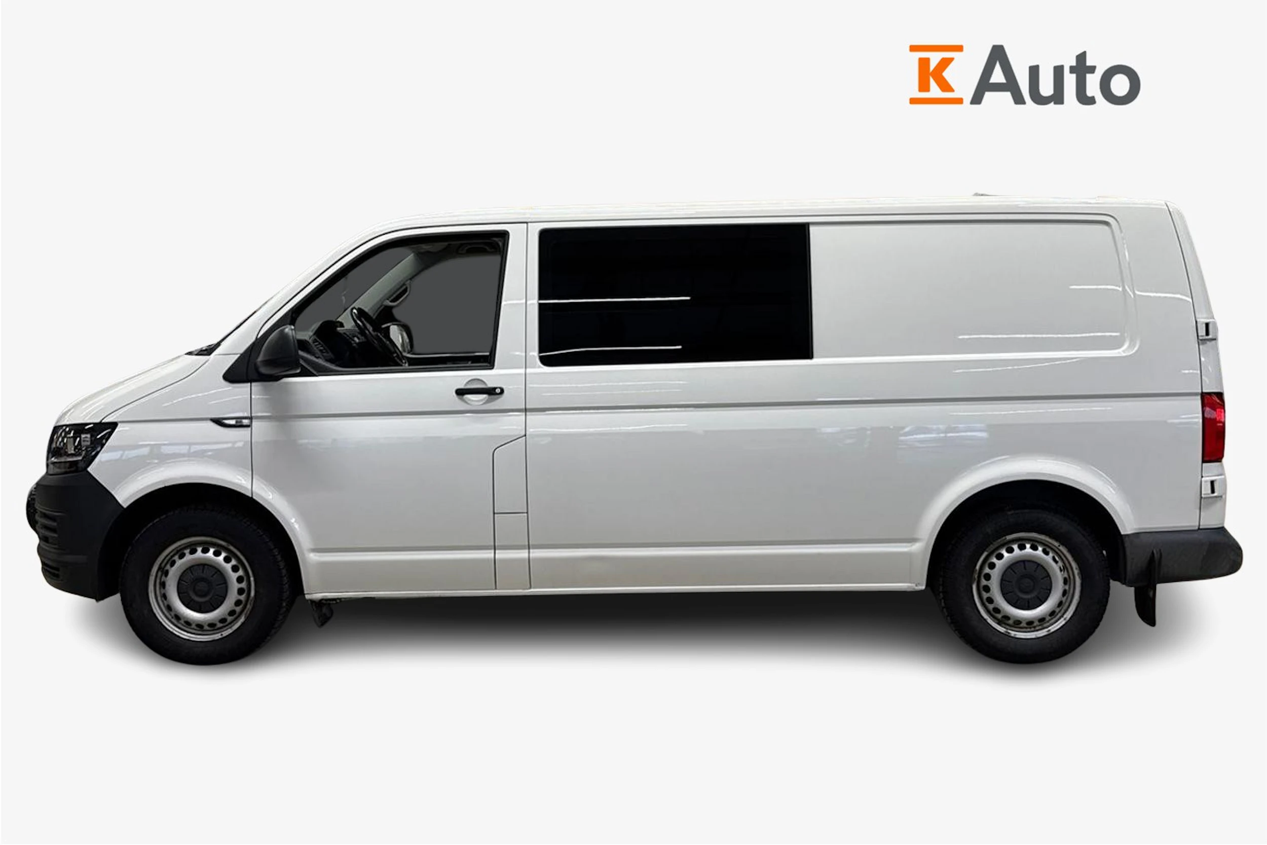 valkoinen Volkswagen Transporter 2017 kuva 5.