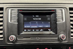 valkoinen Volkswagen Transporter 2017 kuva 15.