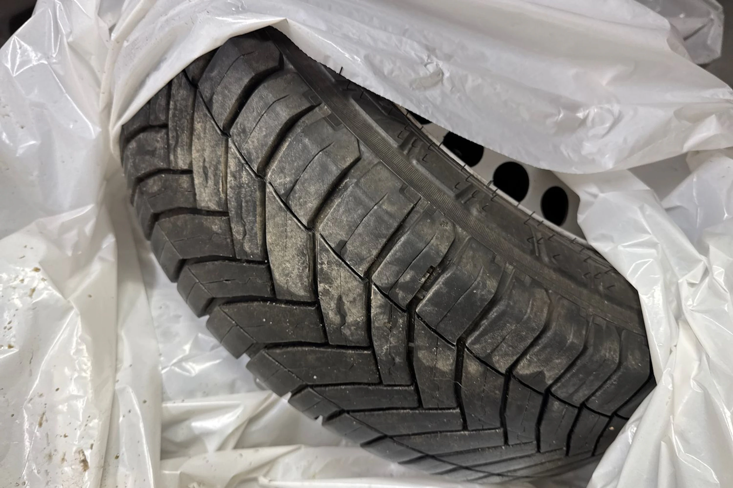 valkoinen Volkswagen Transporter 2017 kuva 22.