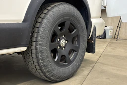 valkoinen Volkswagen Transporter 2016 kuva 6.