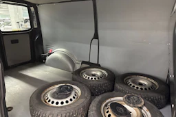 Sininen Volkswagen TRANSPORTER 2016 kuva 13.