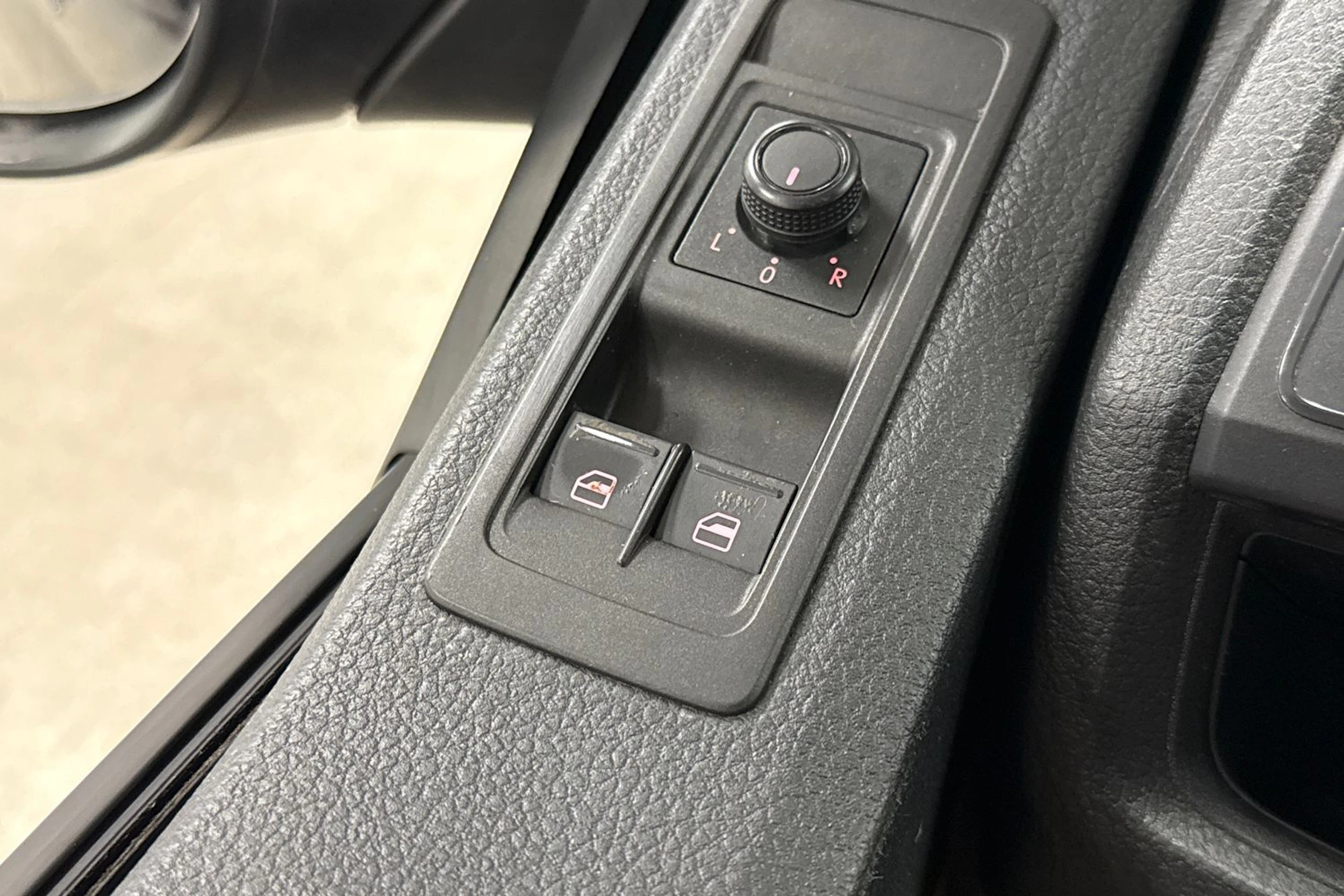 Sininen Volkswagen TRANSPORTER 2016 kuva 16.