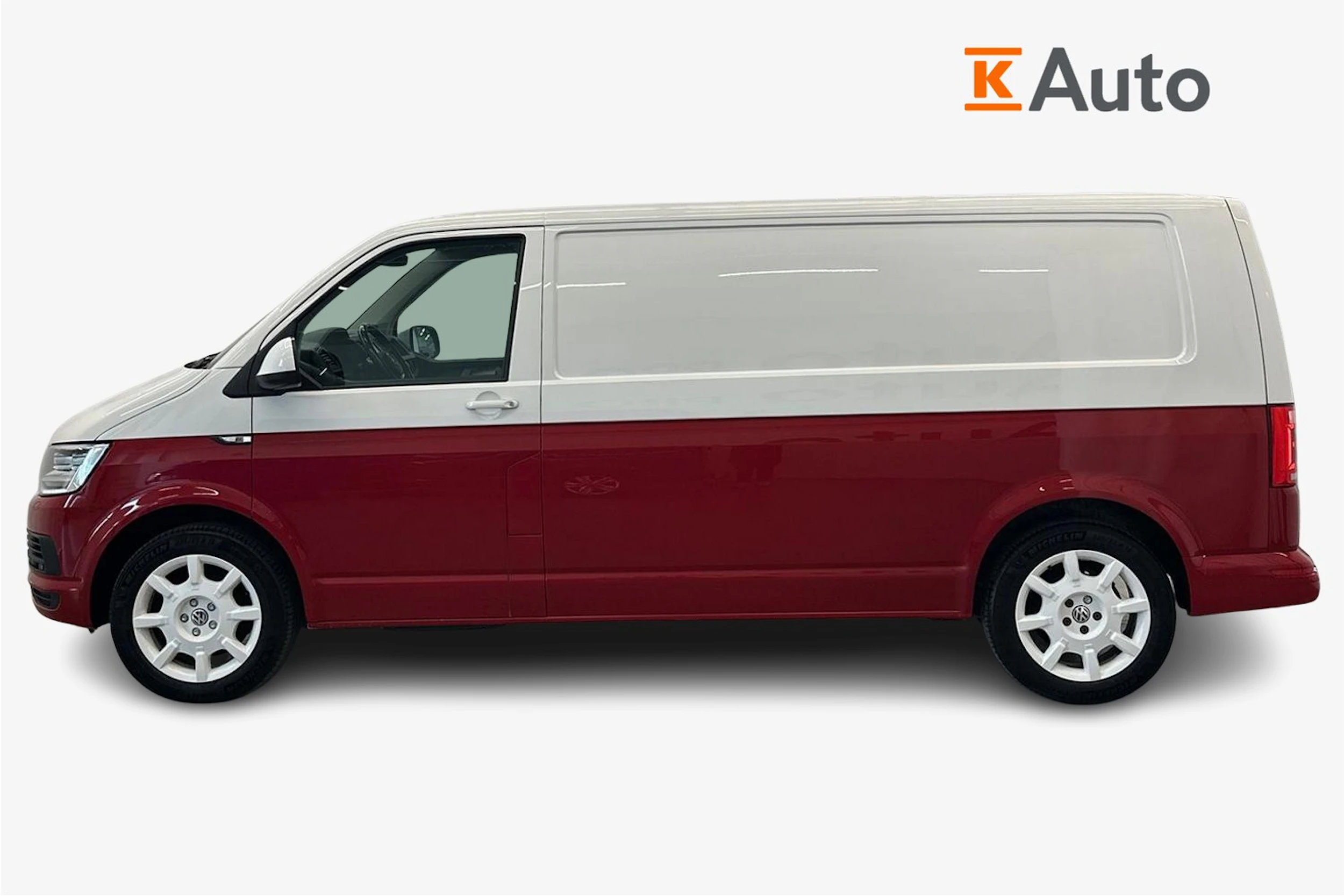 valkoinen Volkswagen Transporter 2016 kuva 5.
