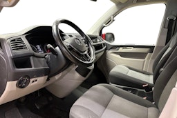 punainen Volkswagen Transporter 2016 kuva 7.