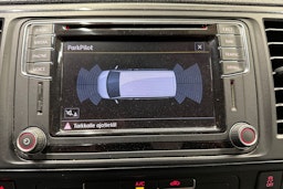 punainen Volkswagen Transporter 2016 kuva 23.