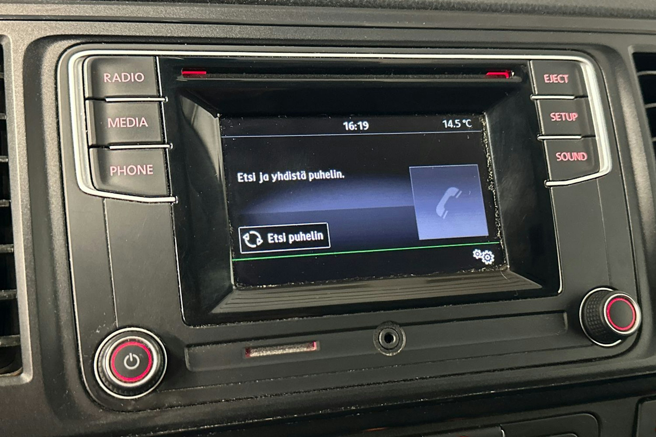 ruskea (beige) Volkswagen Transporter 2016 kuva 19.