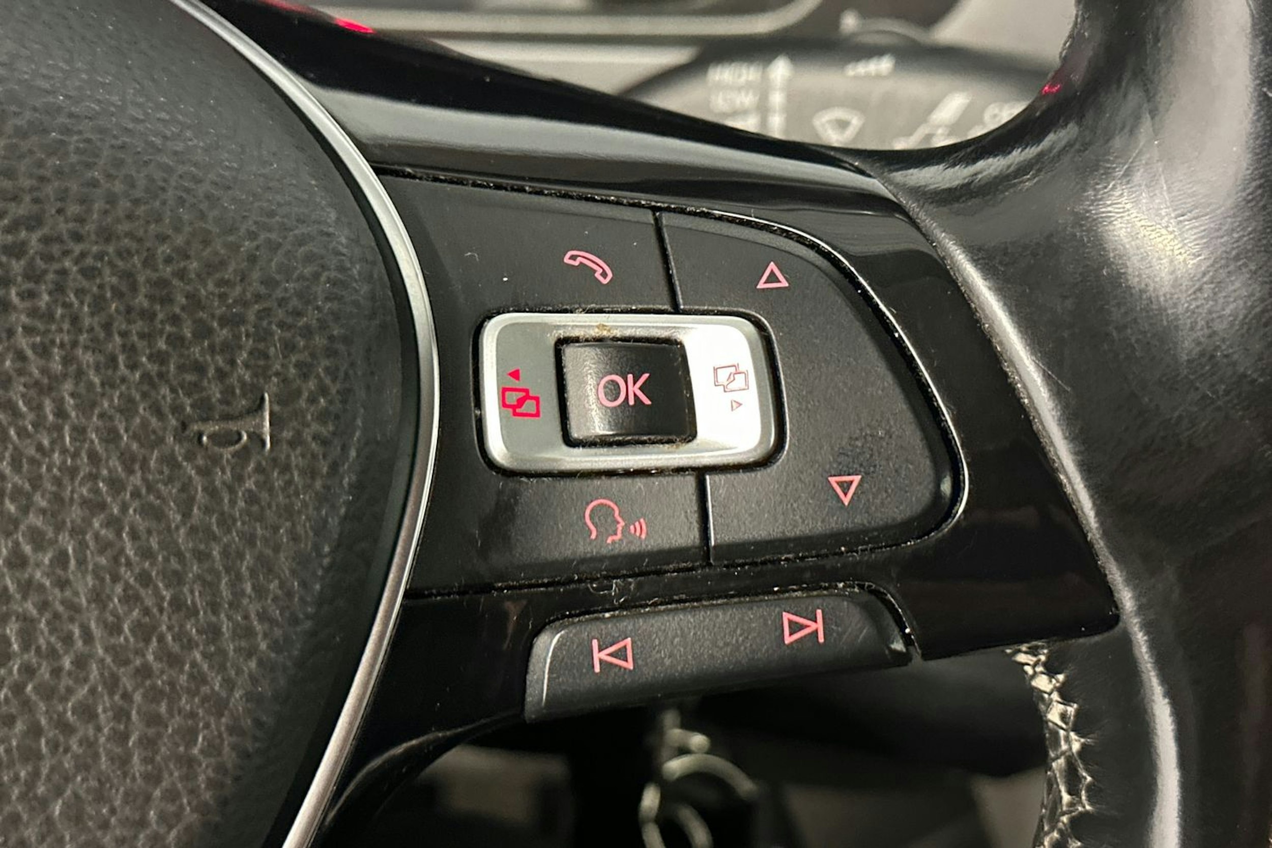 ruskea (beige) Volkswagen Transporter 2016 kuva 24.