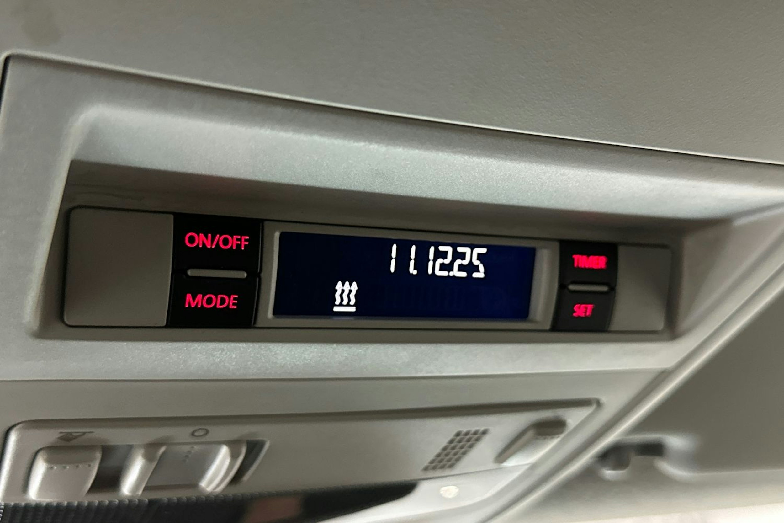 ruskea (beige) Volkswagen Transporter 2016 kuva 27.