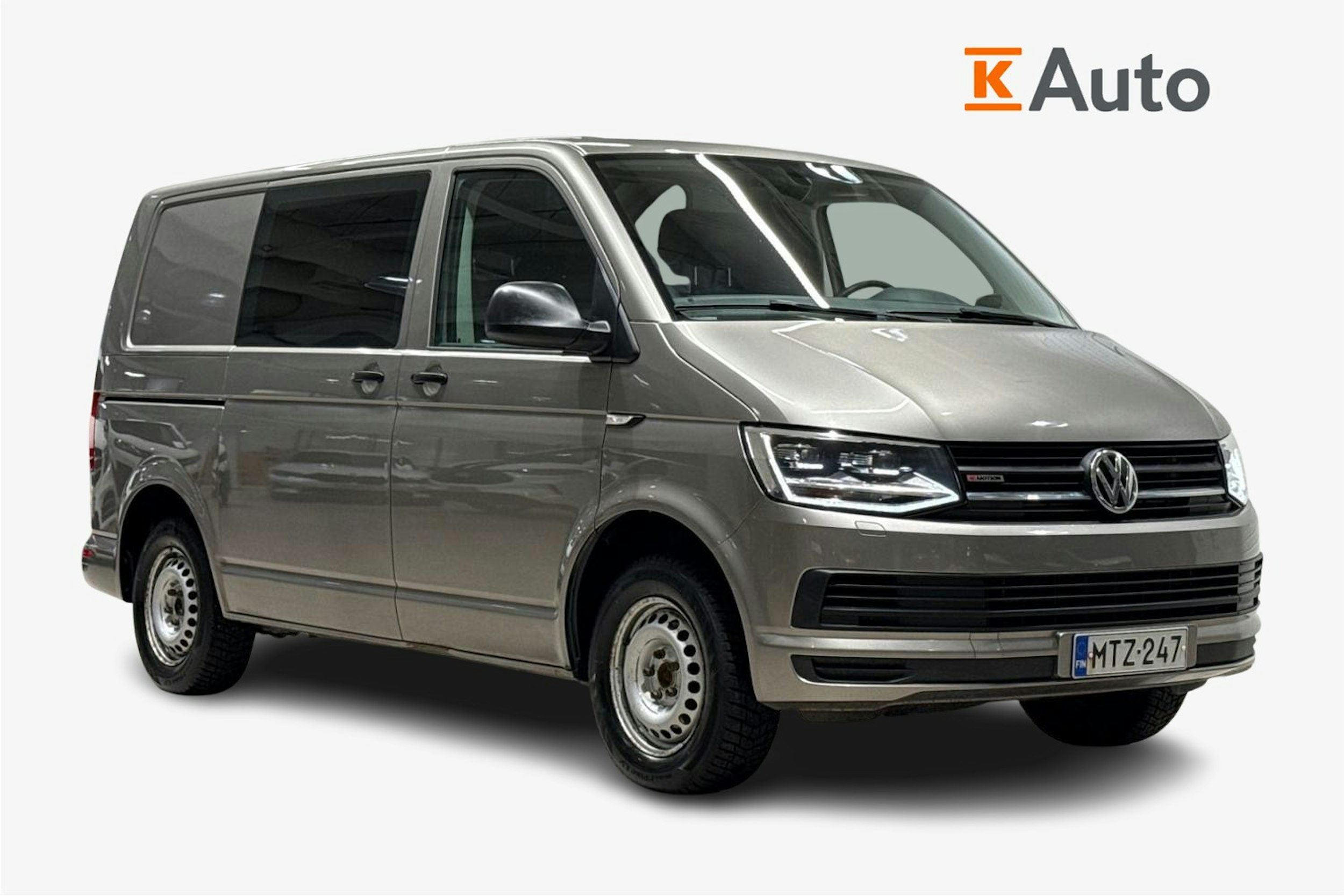 Ruskea (beige) Volkswagen TRANSPORTER 2016 kuva 1.