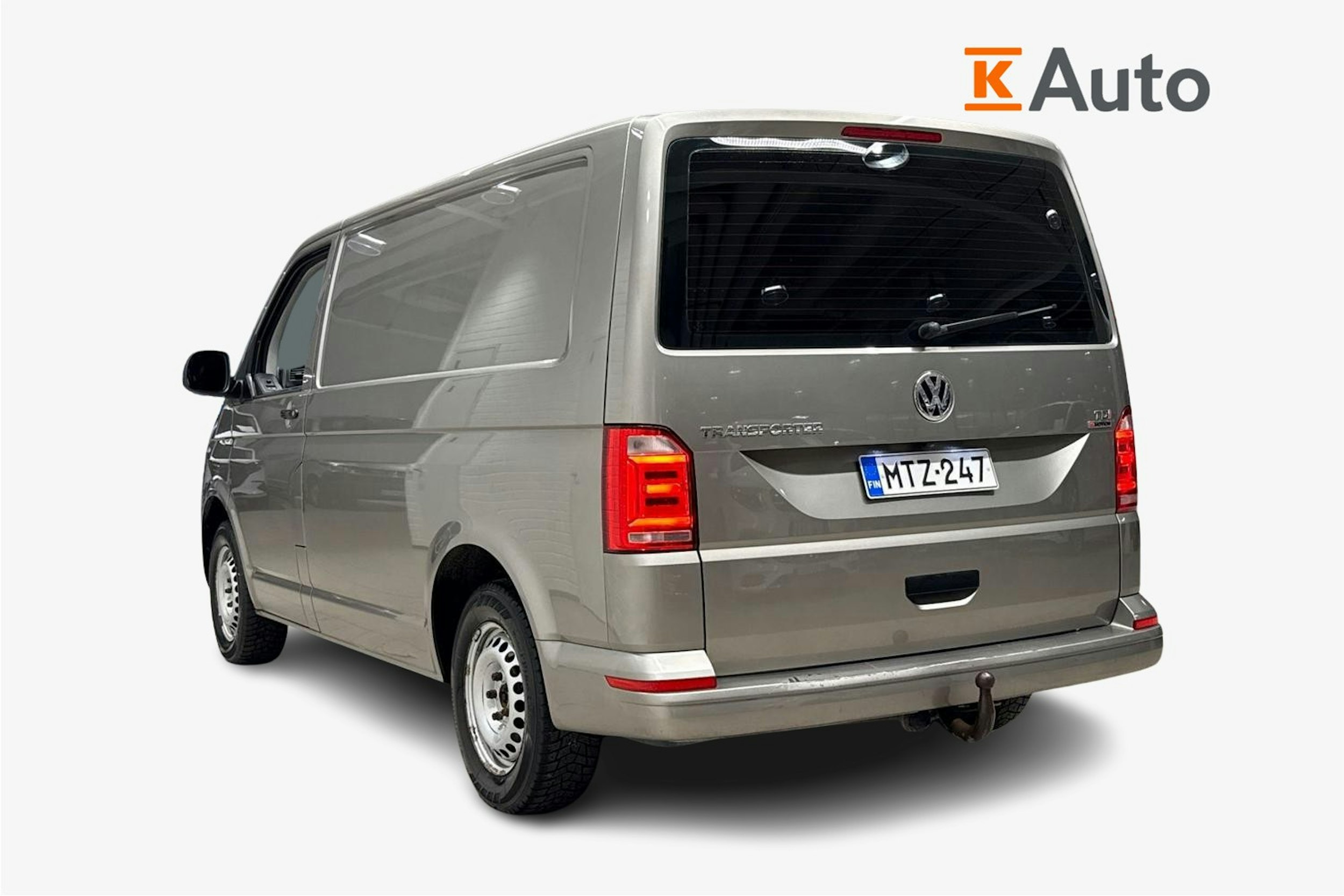 Ruskea (beige) Volkswagen TRANSPORTER 2016 kuva 2.
