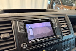 violetti Volkswagen Transporter 2016 kuva 15.