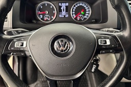 violetti Volkswagen Transporter 2016 kuva 17.