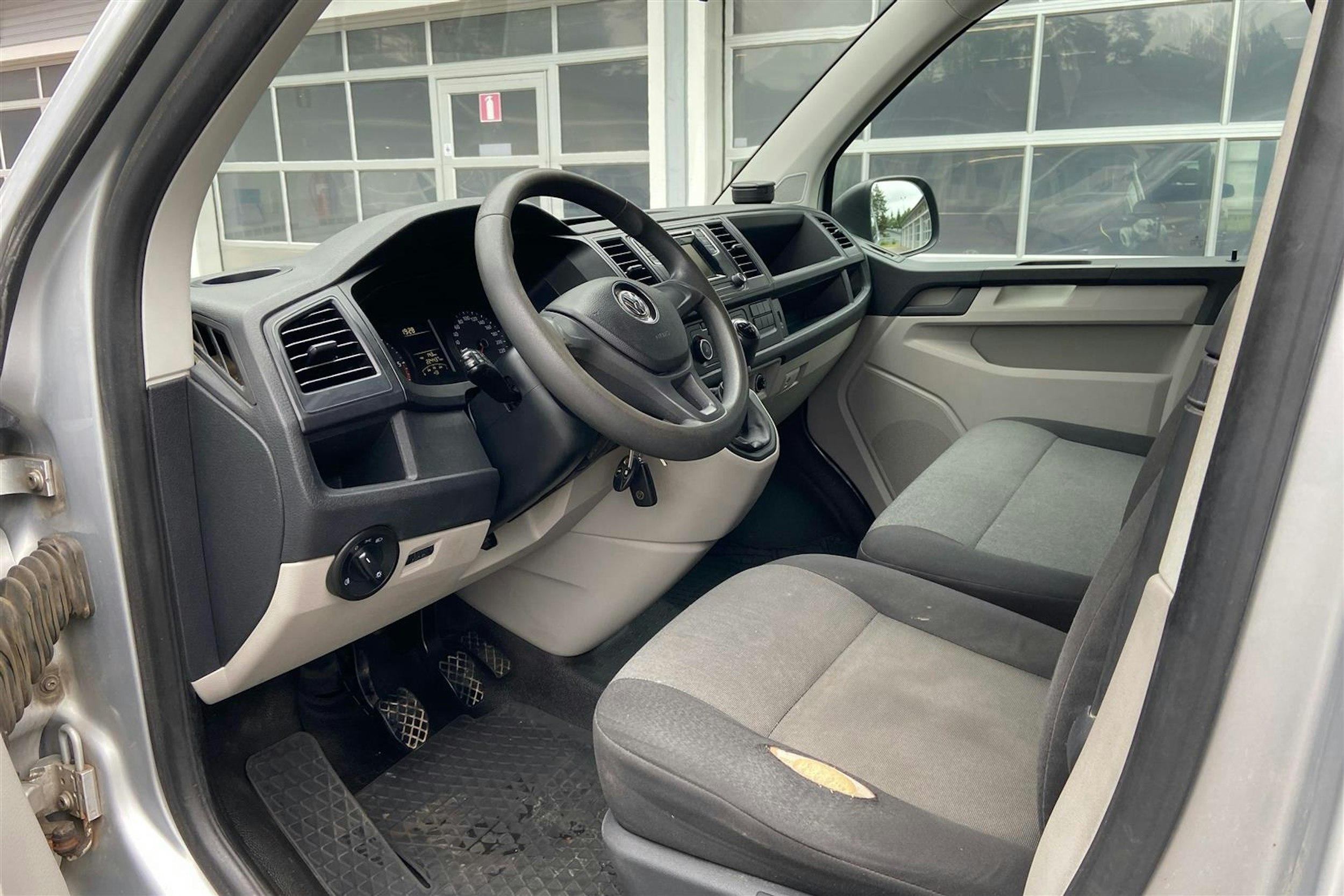 hopea Volkswagen Transporter 2016 kuva 10.