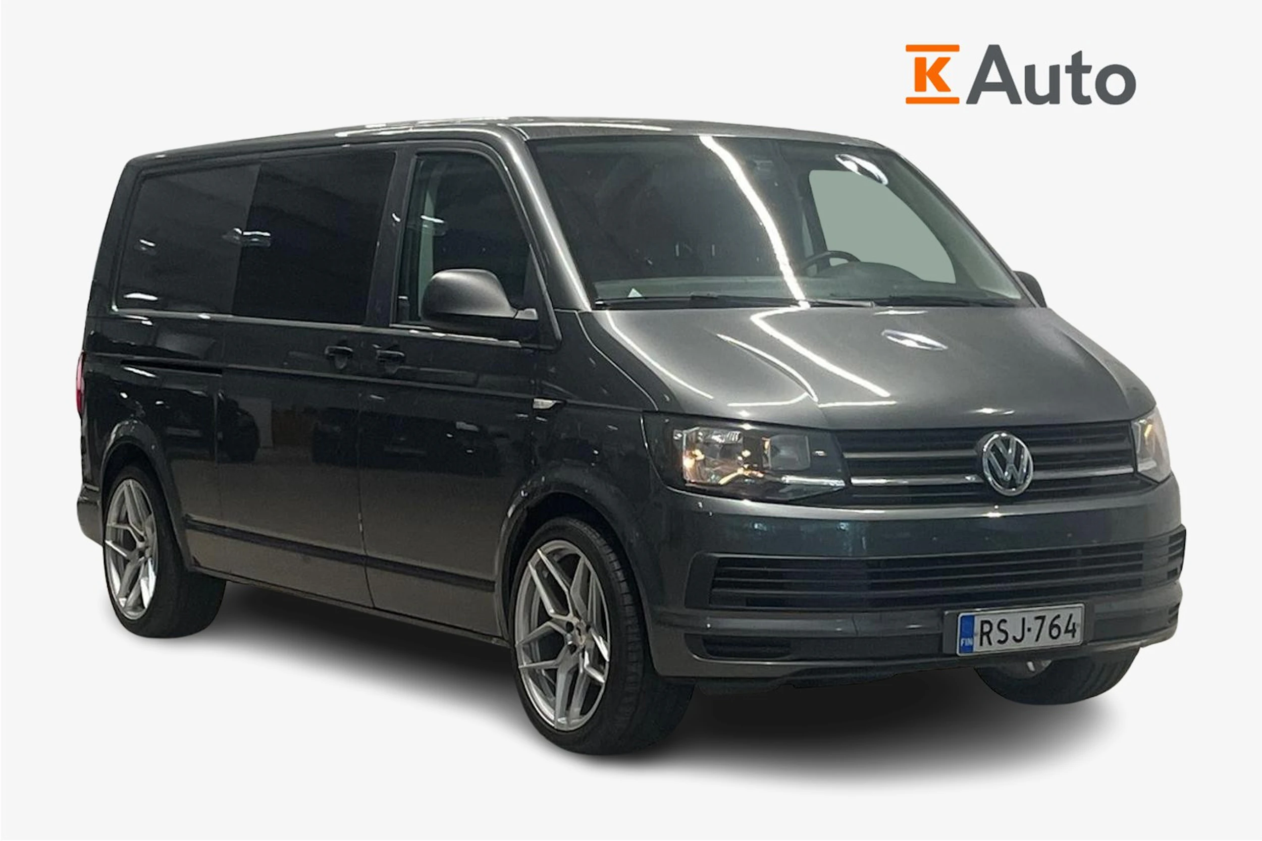 harmaa Volkswagen Transporter 2016 kuva 1.