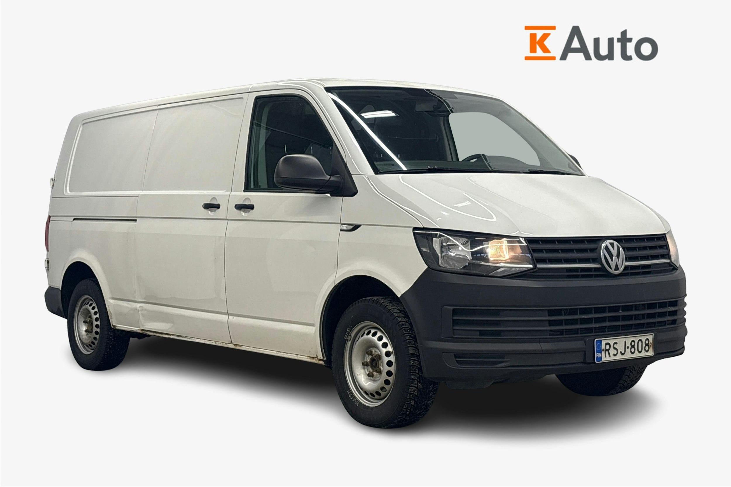 valkoinen Volkswagen Transporter 2016 kuva 1.