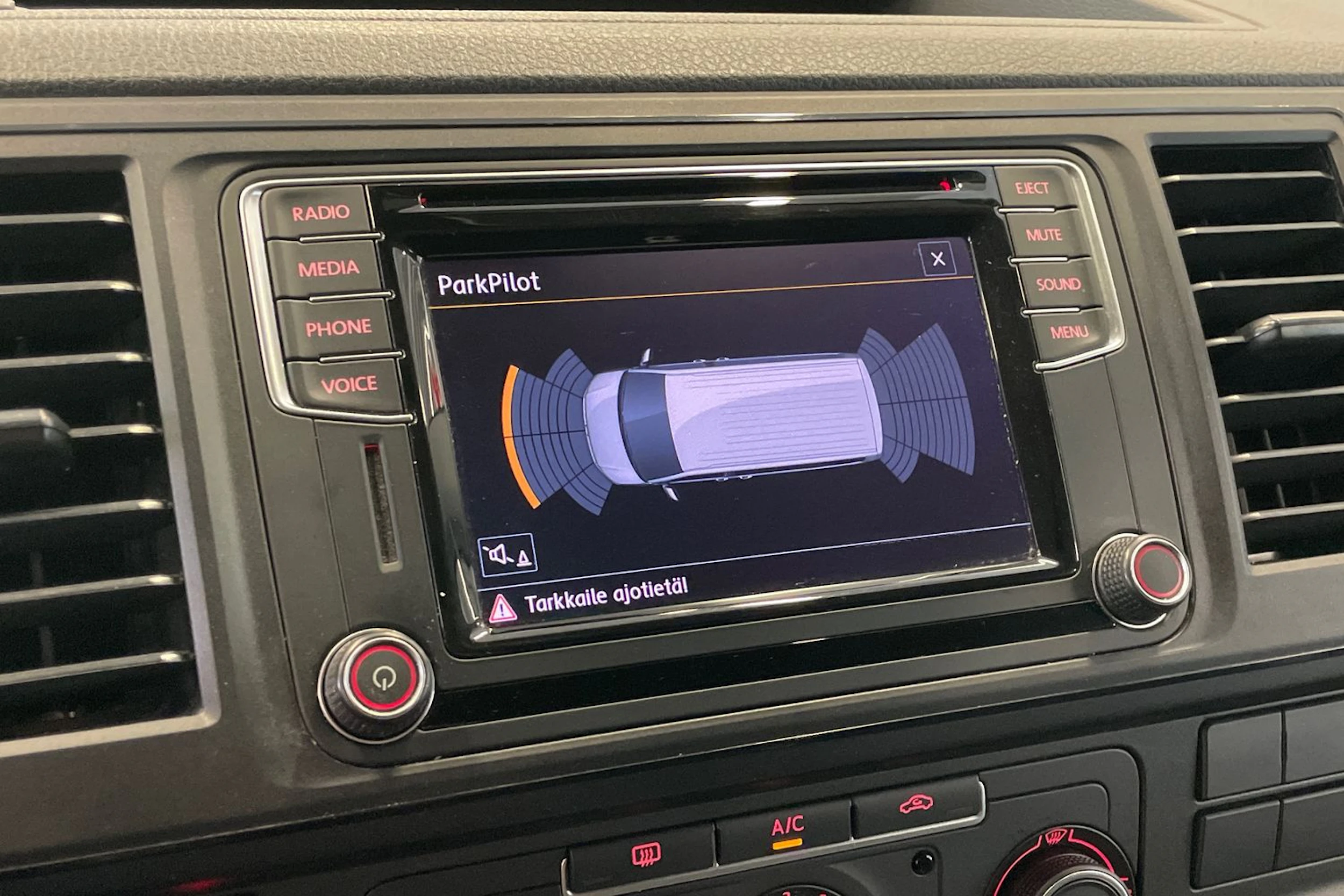Sininen Volkswagen TRANSPORTER 2016 kuva 15.