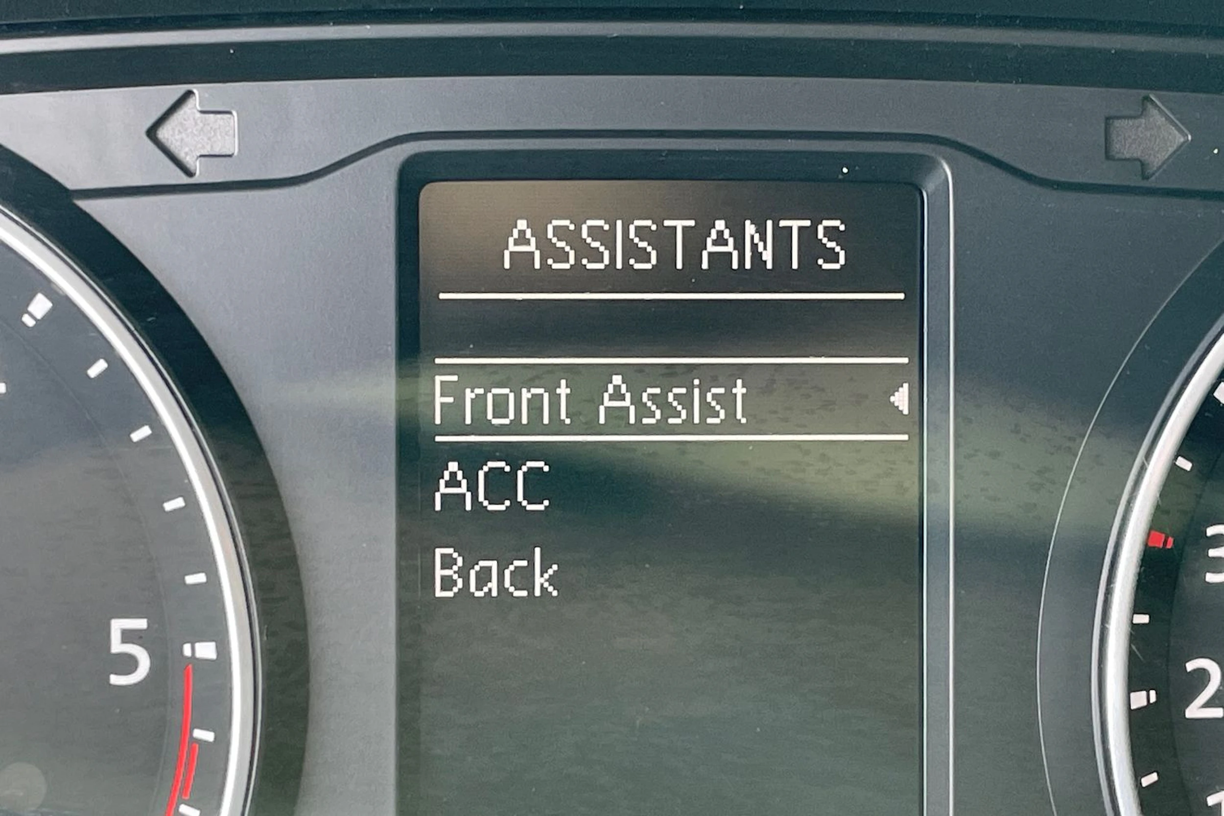 Sininen Volkswagen TRANSPORTER 2016 kuva 20.