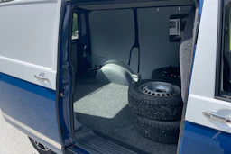 Sininen Volkswagen TRANSPORTER 2016 kuva 23.