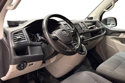 punainen Volkswagen Transporter 2016 kuva 6.