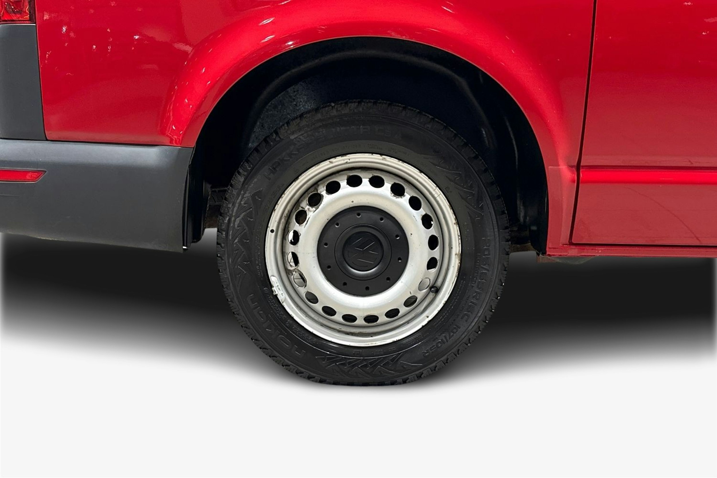punainen Volkswagen Transporter 2016 kuva 9.