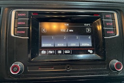 Punainen Volkswagen TRANSPORTER 2016 kuva 20.