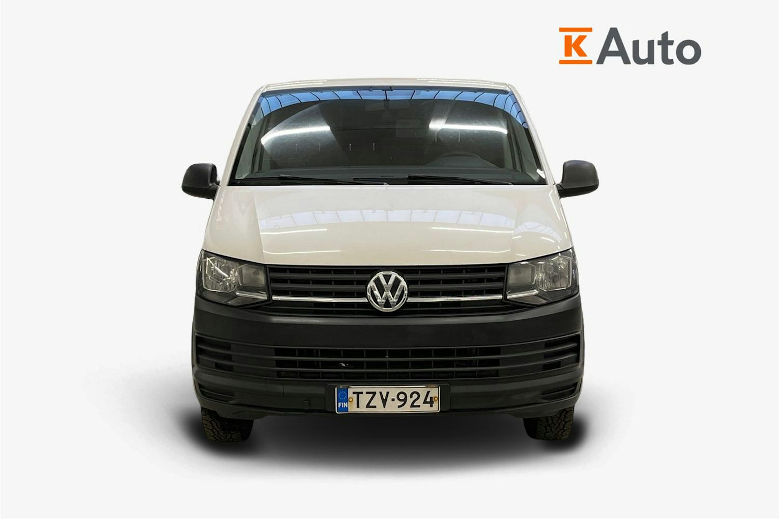 valkoinen Volkswagen Transporter 2016 kuva 5.